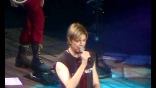 David Bowie &amp; Gail Ann Dorsey - Under Pressure(Reality tour)