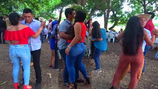 Fiesta en el rancho !!-Se prendio el ambiente,vamos bailar con ls bellezas| Ajuchitlan del Progreso