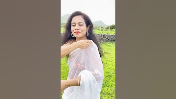 Paisley Print Handbag Paired With Saree |  Zouk Bag