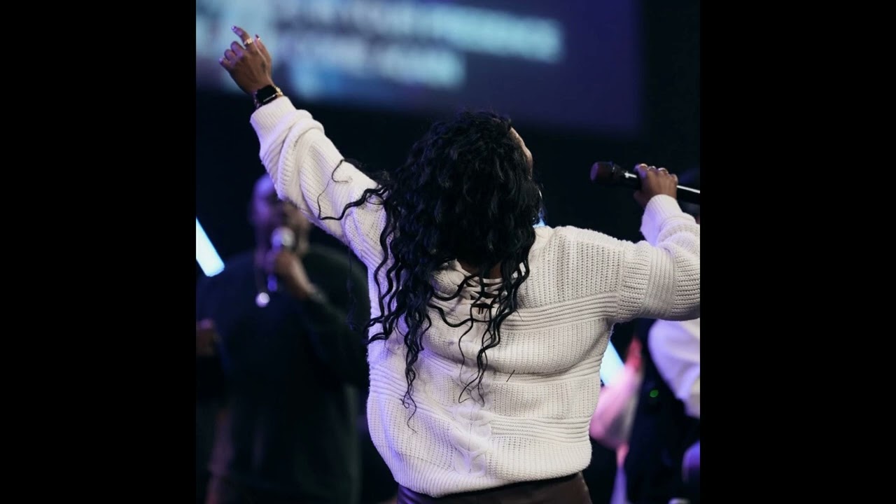 LUIZA VIEIRA - Jesus, we live for You (Audio Oficial)