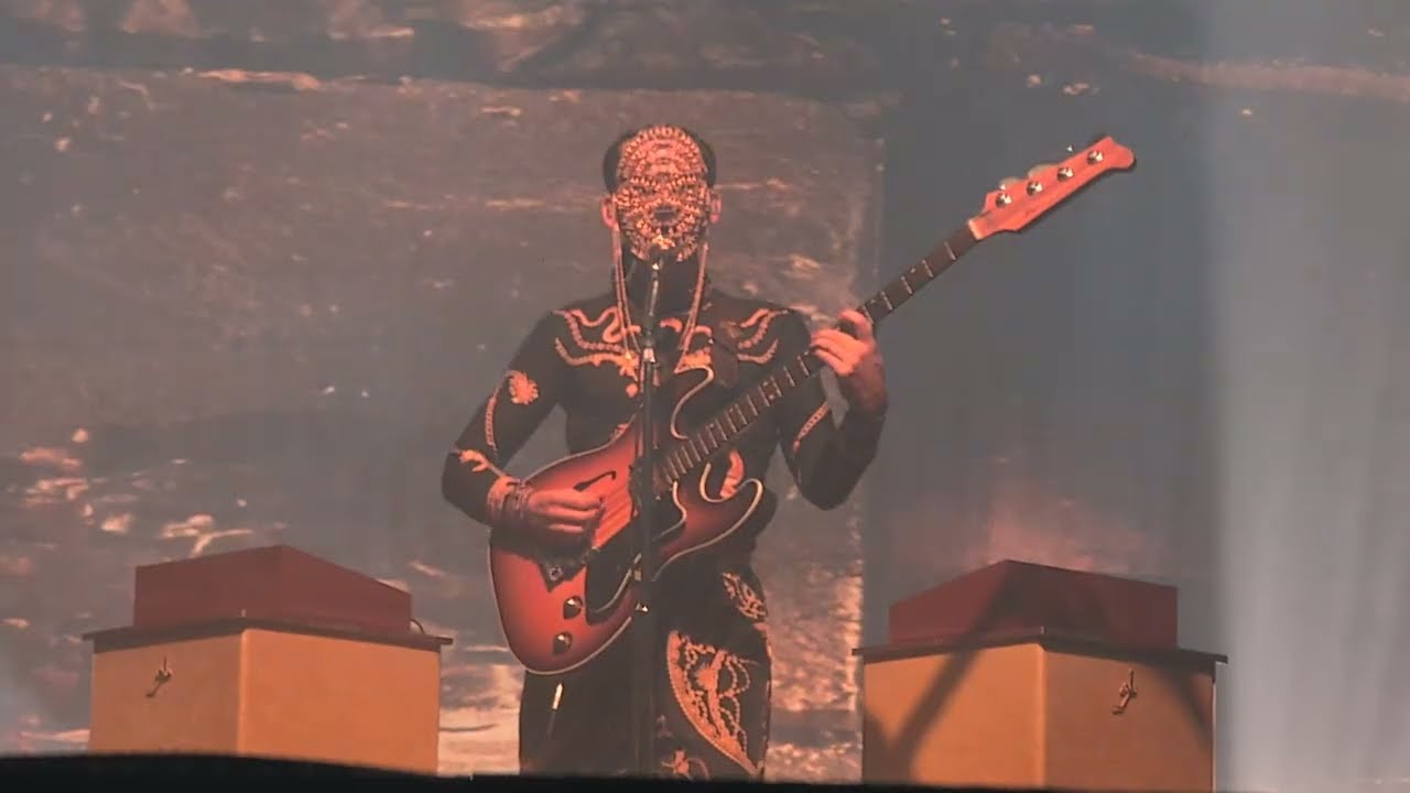 glass beams : dharmatma 11/10/2025 mumbai