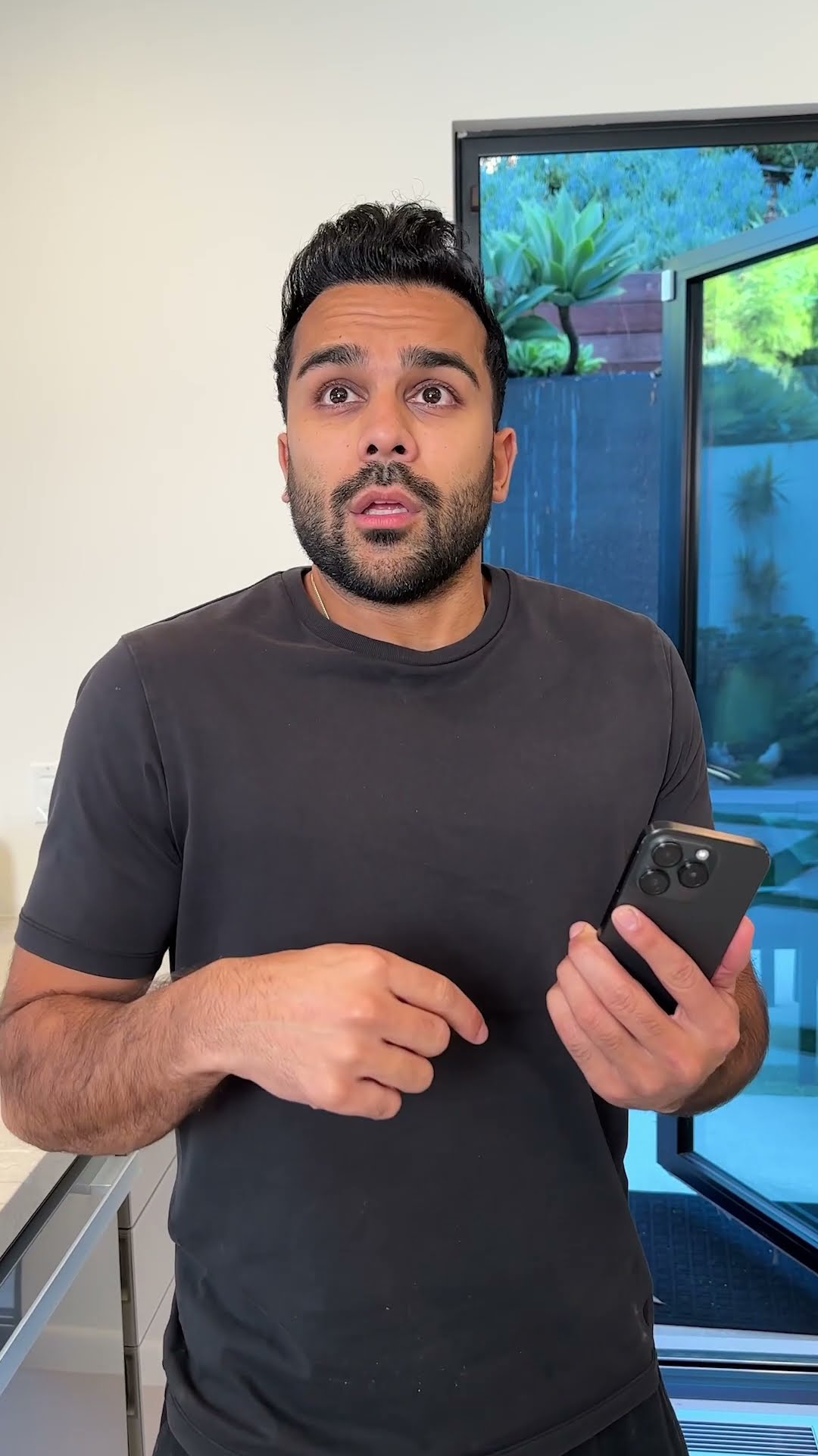 creators can now generate high-quality video clips with #DreamScreenAI and Veo 2 in YouTube Shorts