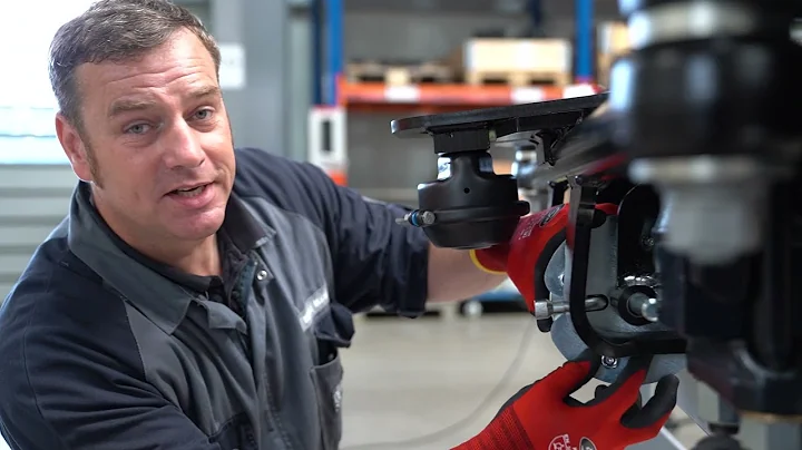 GIGANT service  video - Self steering axle | EN