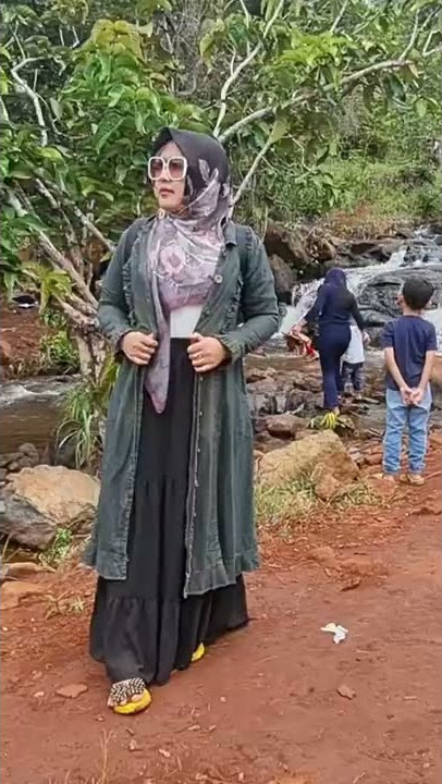 Senin | Air terjun janda beranak tiga 😊