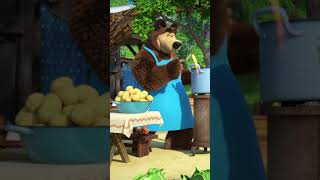 What's Bear Cooking? 🧑‍🍳🐻 #Souppursuit #Mashaandthebear #Shorts #Cartoonforkids #Kids