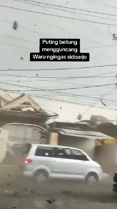 BADAI PUTING BELIUNG MELANDA NGINGAS WARU SIDOARJO #trending #terkini #badai #hujan #putingbeliung