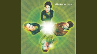 Video thumbnail of "Aikakone - Magiaa"