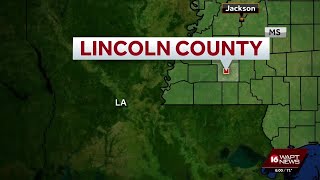 Tornado leaves trail of damage in Lincoln County