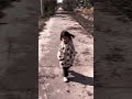 妈妈希望你永远无忧无虑，爱你#无忧无虑的年纪 #陪你春夏秋冬陪你慢慢长大 #超有镜头感的小女孩 #你的孩子也是这样玩吗😂😂😂😄