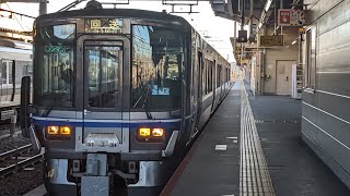 米原駅からの521系0番台発車