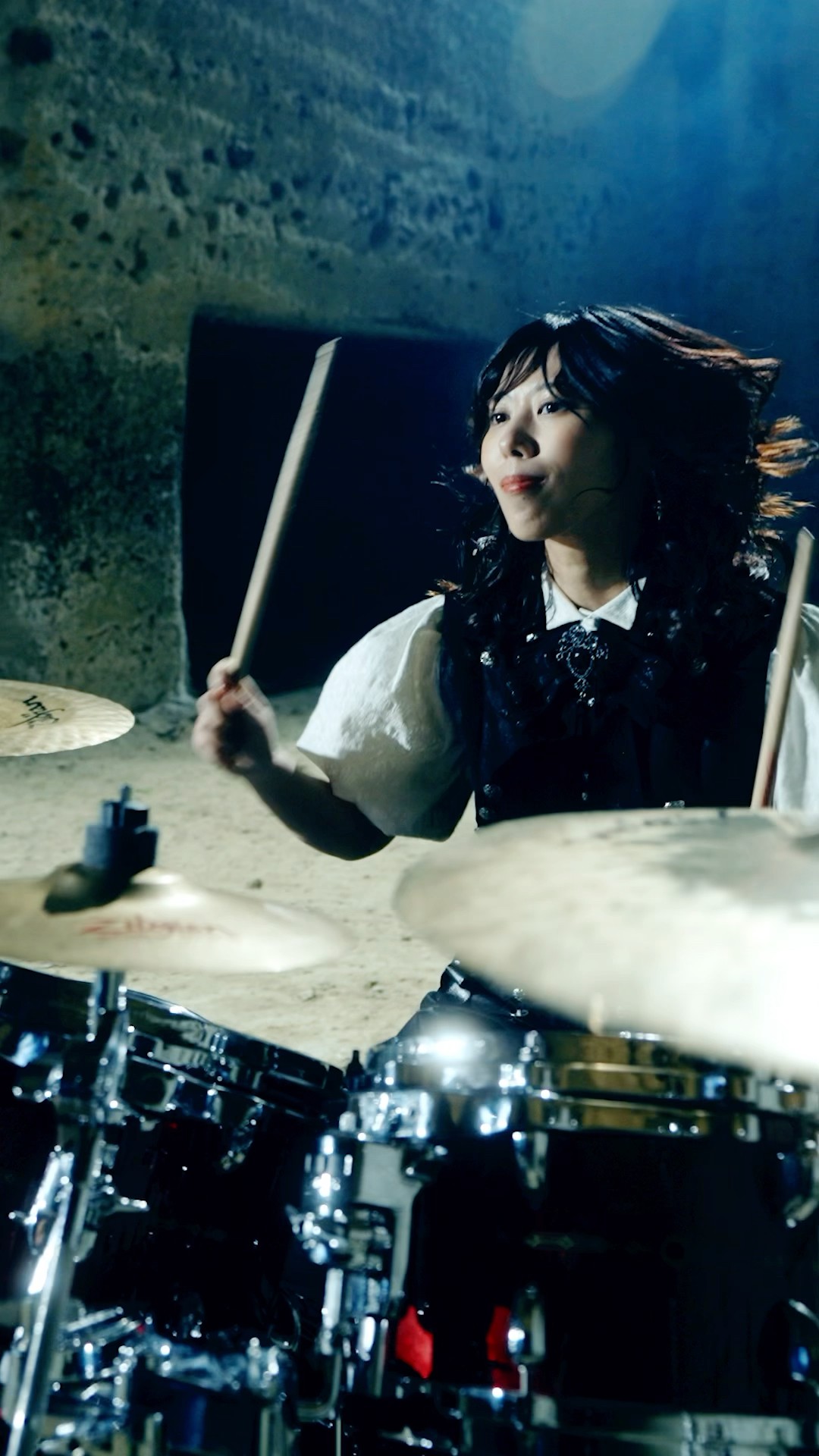 BAND-MAID - YouTube