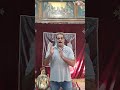 معجزات البابا شنودة وطلع البابا من الصورة وجرى ورا الحرامي بعكازة 