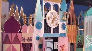 Its A Small World Clock 515