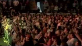 Casting Crowns - What this world needs  (Live)