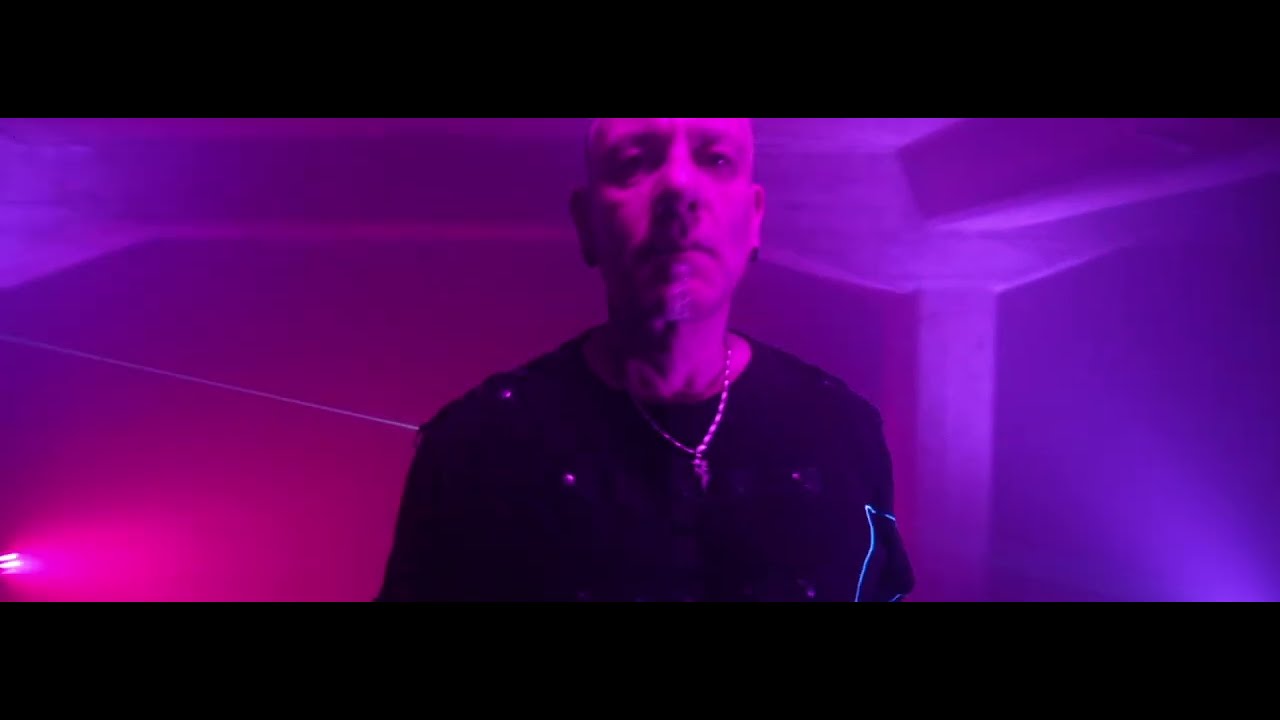 Obejrzyj NeverLand – Legends (Official Video) w YouTube Obejrzyj NeverLand – Legends (Official Video) w YouTube