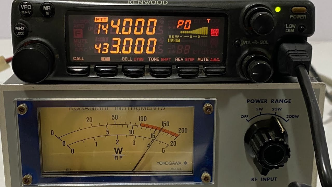 Kenwood TM-732 VHF/UHF 15/5W - YouTube
