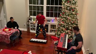 Juggling a Christmas Carol || ViralHog