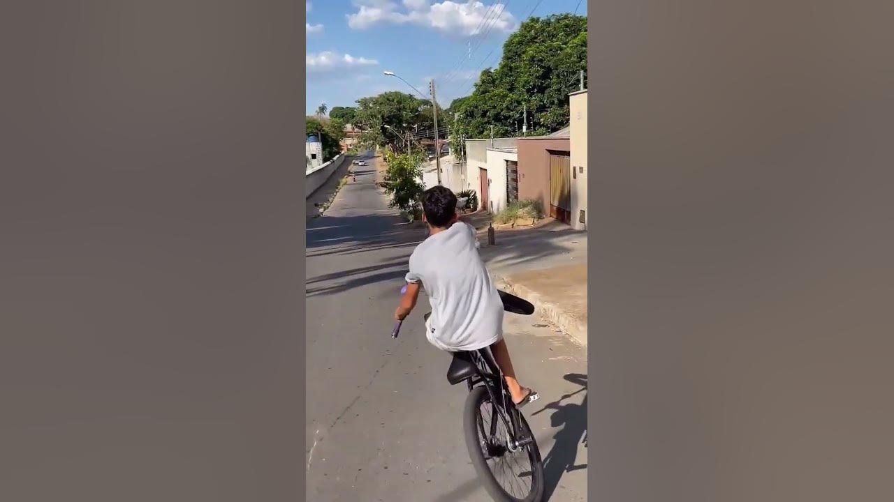 Derret's 244 - Grau de bike - derretendo a churasqueira e garupa