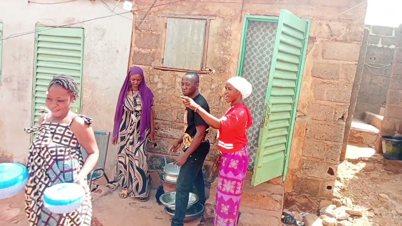 Sinaya Naténé et Oumou La famille de Bougouni Lebo