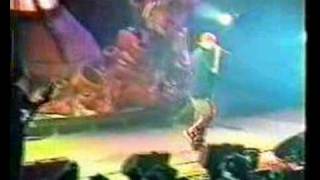 Download Lagu Limp Bizkit - Leech MP3