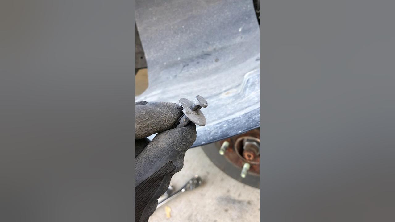 2005-2008 Buick Lucerne headlight change - YouTube