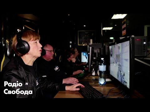 Київські пенсіонери відкрили для себе Counter Strike.