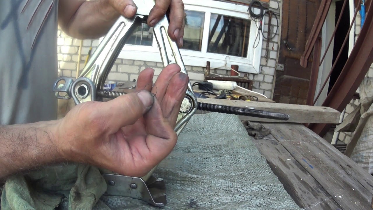 Смазка домкрата ромбического