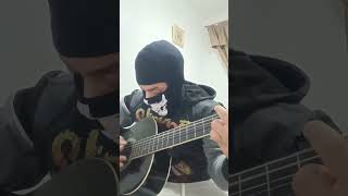 Não sei cantar :V #badmoonrising #learningguitar