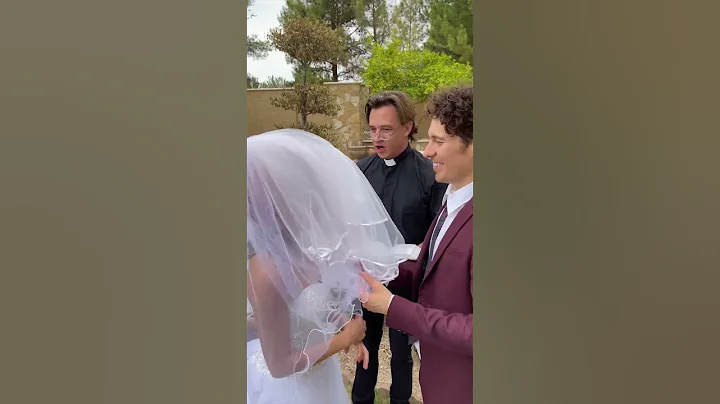 When he see's his Bride's face... - DayDayNews