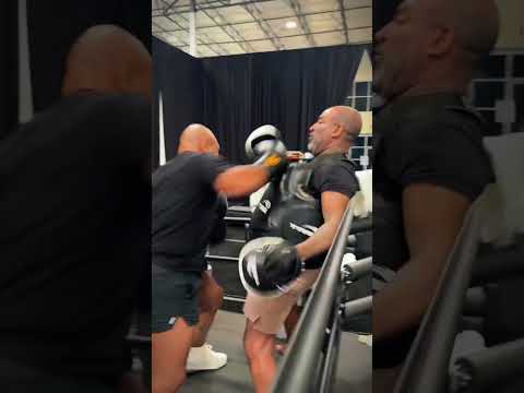 МАЙК ТАЙСОН ДО СИХ ПОР МОНСТР 😈(@Mike Tyson)