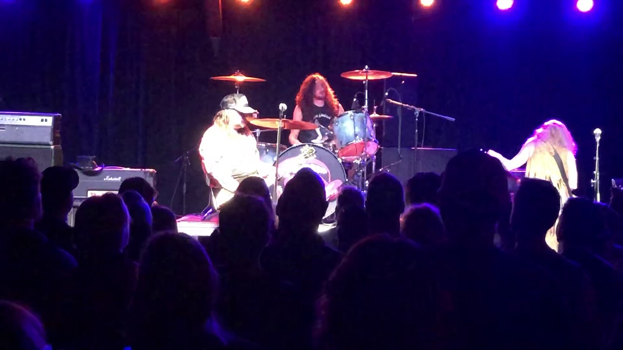 Nashville Pussy Live “pillbilly Blues” Youtube
