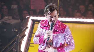 Harry Styles - Reading Signs - Palm Springs Night 2