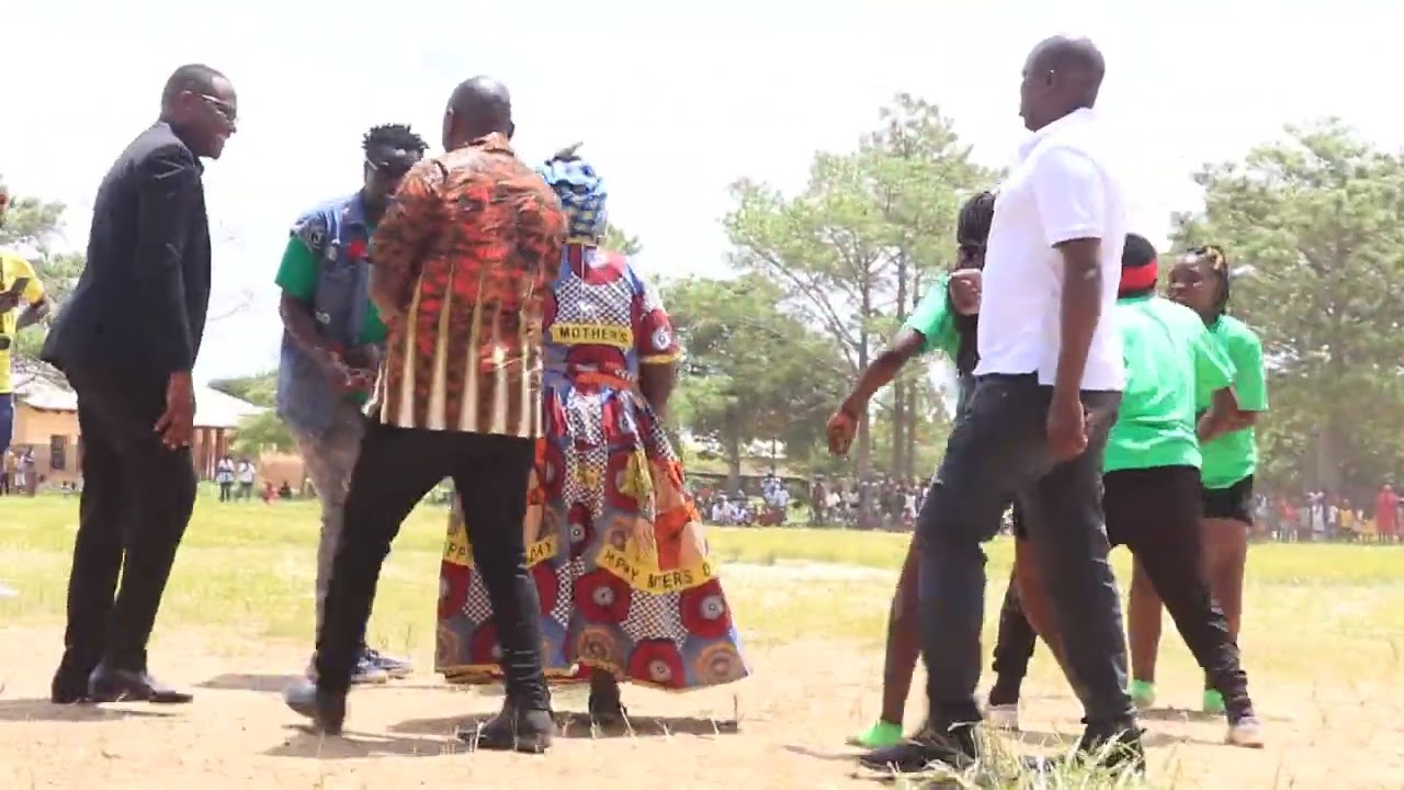 Yamalaza x AlifatiQ  Pa Vilimba Mphondolo Dancers  Womans Day in Sinda