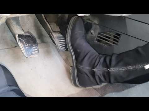 Cloth Boots Pedal Pumping PREVIEW