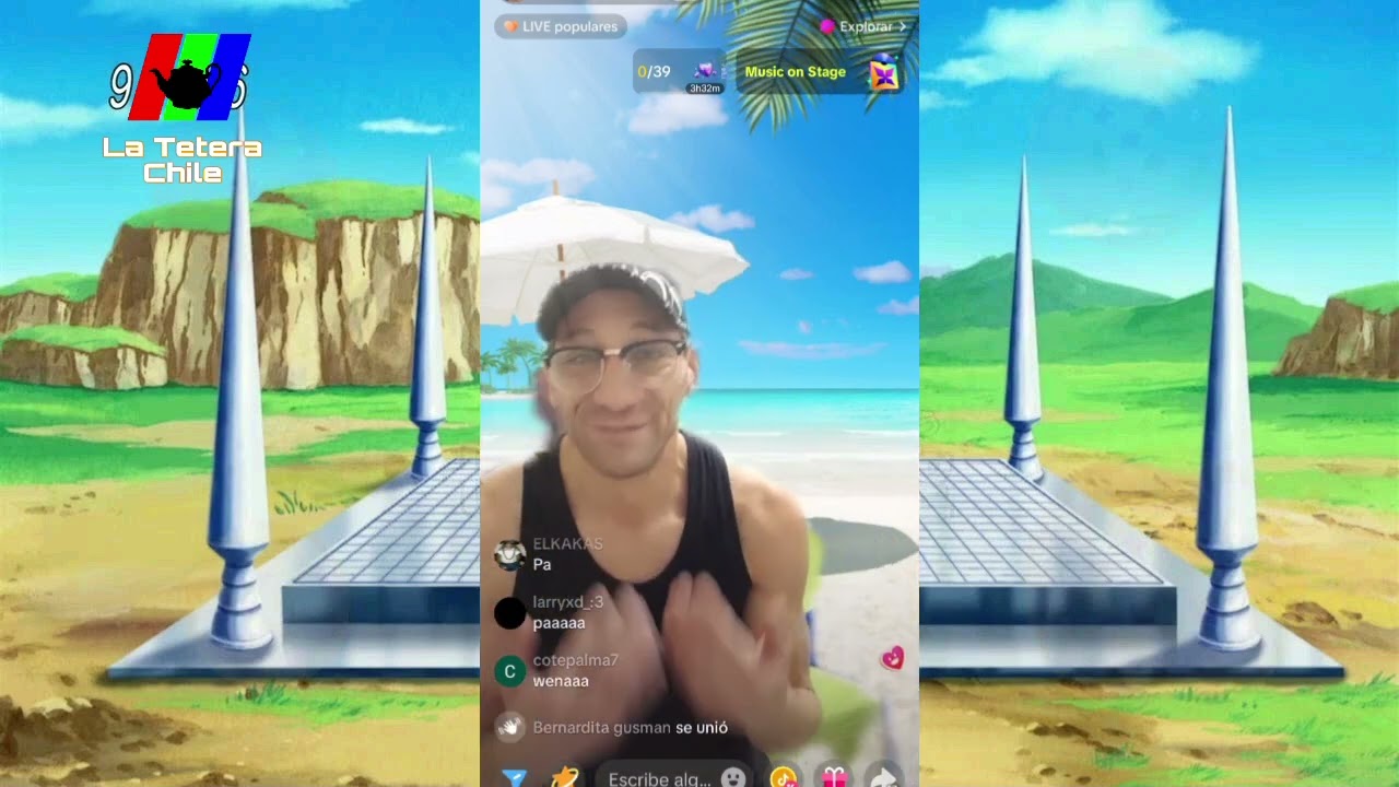 Papi Micky no olvida a la mami mini mientras está en la playa (es un fondo verde)