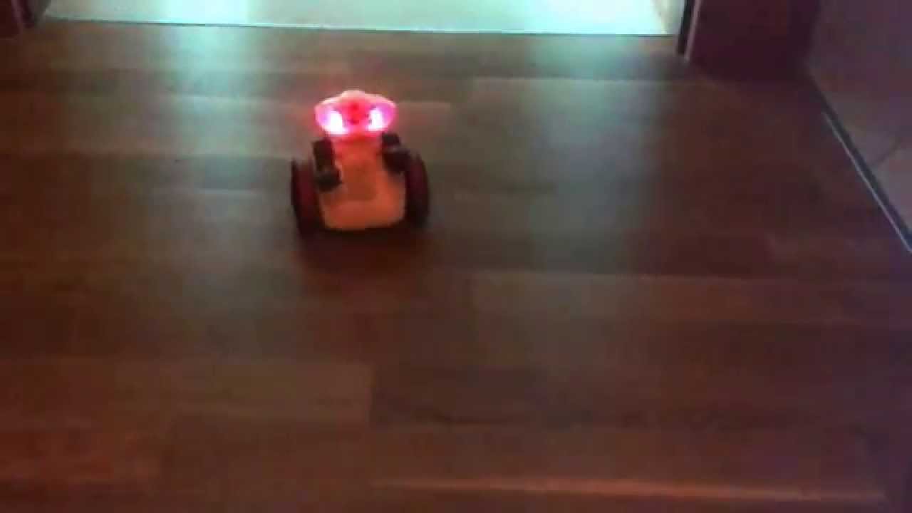 MIO Robot" Clementoni - YouTube