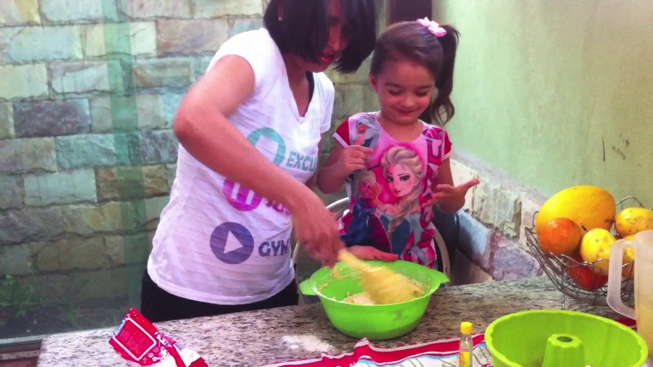 Bolo de laranja no microondas