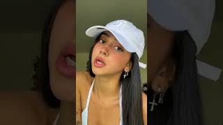 Beca Barreto - Um Milagre Eu Aparecer De Biquini Aq, Sou Timida