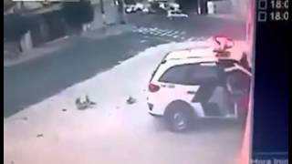 Brazilian Police Teach Bandits Fleeing on a Motorbike, How to Fly