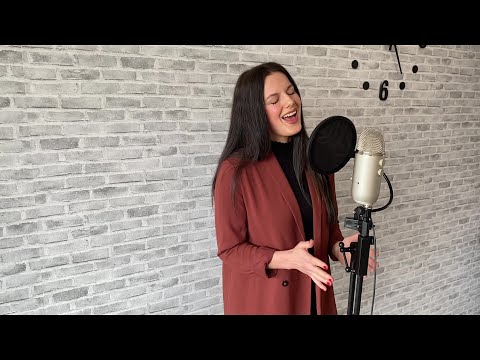 A-Zee cover: Maan - Ze huilt maar ze lacht (by Anne van der Zee)