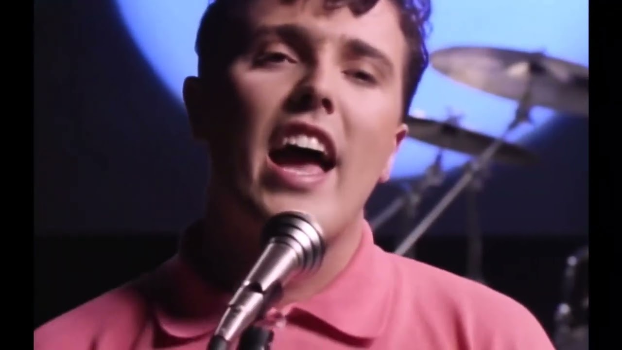 REVERSED MUSIC VIDEOS #53: Tears For Fears - Everybody Wants To Rule The World (Reversed)