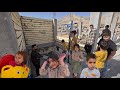 🤾🏻🤾♂️A good day for the Peren family's children as they build a village house 🏡🏘