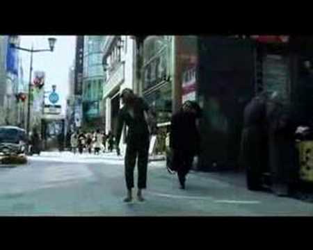 Film de Bong Joon-ho, Leos Carax et Michel Gondry, avec Yu Aoi, Denis Lavant, YosiYosi Arakawa et Ayako Fujitani. Sortie le 17 septembre 2008.