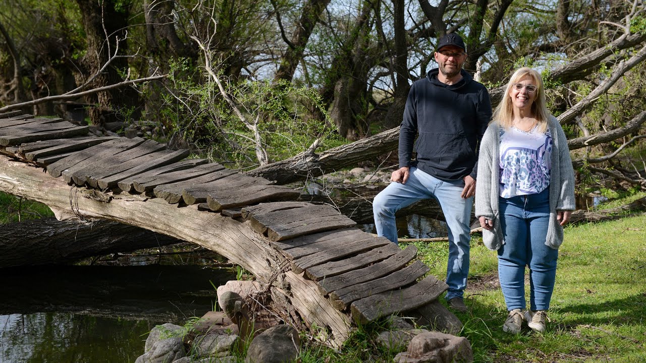 Compraron una Casa ABANDONADA en las SIERRAS, la convirtieron en un ALOJAMIENTO RURAL / PIGÜÉ