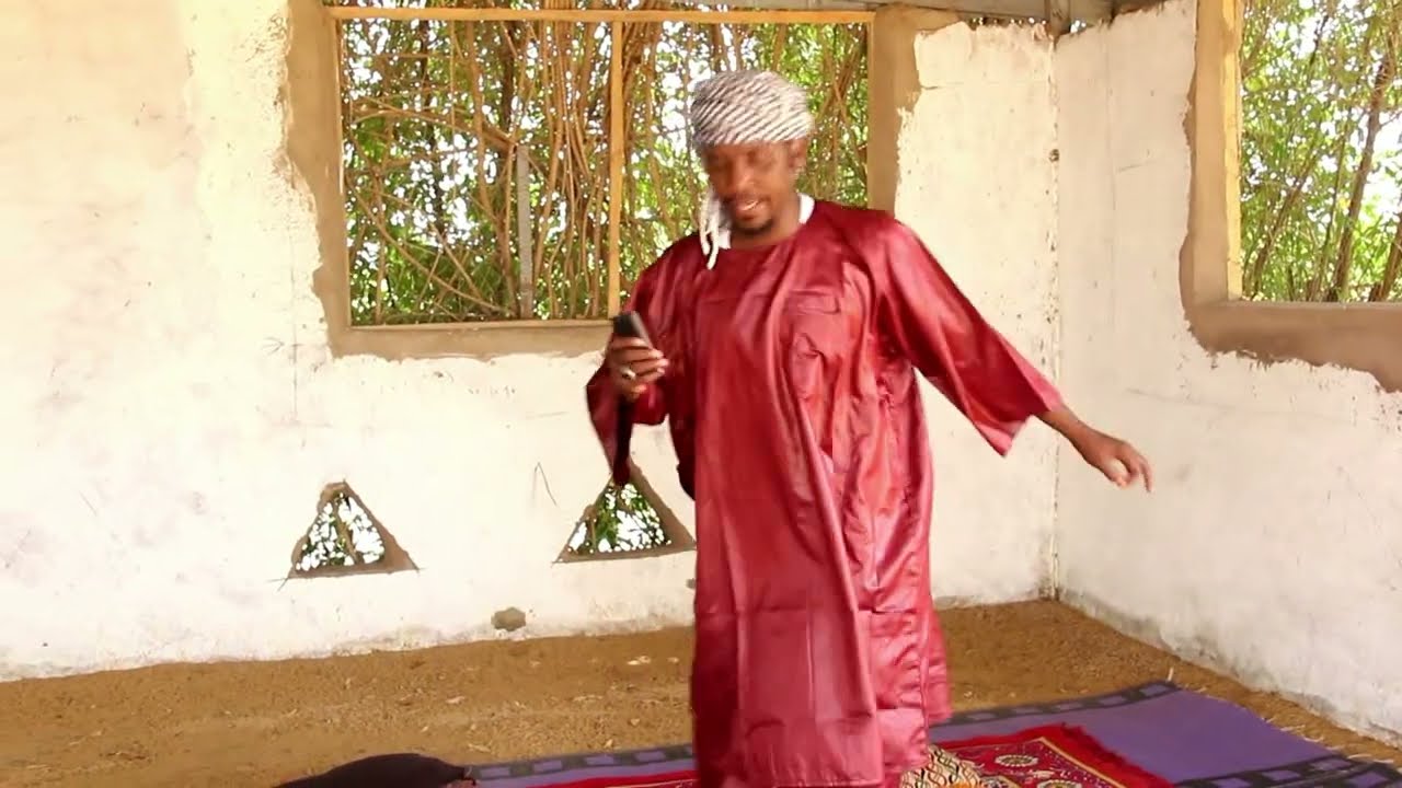 Hassan Ngele - express Abou hamama partie 2 production mahamat weezy théâtre tchadien Tv Al abbasia.