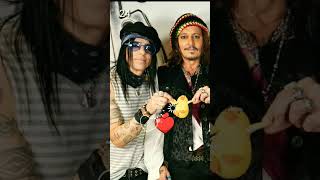 God Dad Johnny Depp With Little Soft Duck🦆 💖Johnny Depp Whatsapp Attitude Status #shorts #johnnydepp screenshot 4