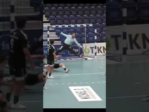 احلى تمريره وخداع الحارس كرة يد