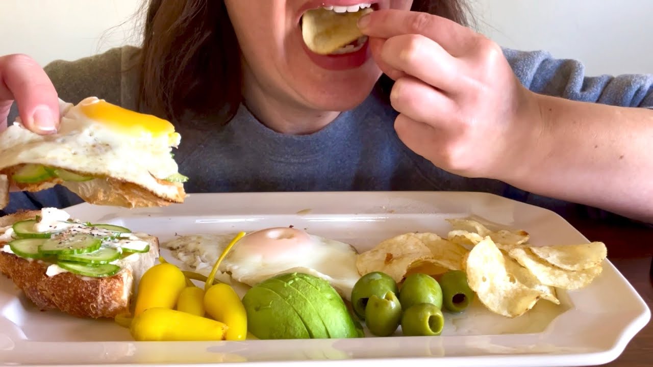 Breakfast Open-Face Egg Sandwich ASMR / Mukbang