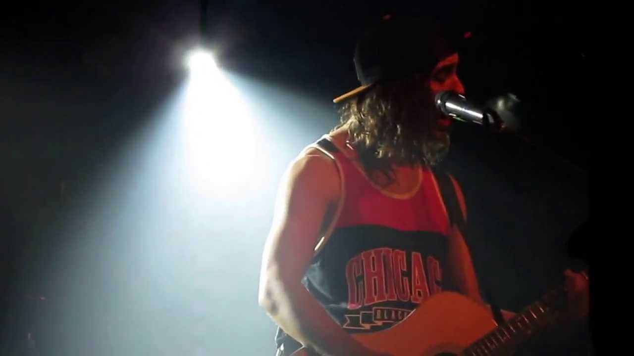 Pierce The Veil I'm Low On Gas and You Need A Jacket (Acoustic