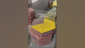 This Worker Does the Impossible - See How Fast He is! #LikeABoss